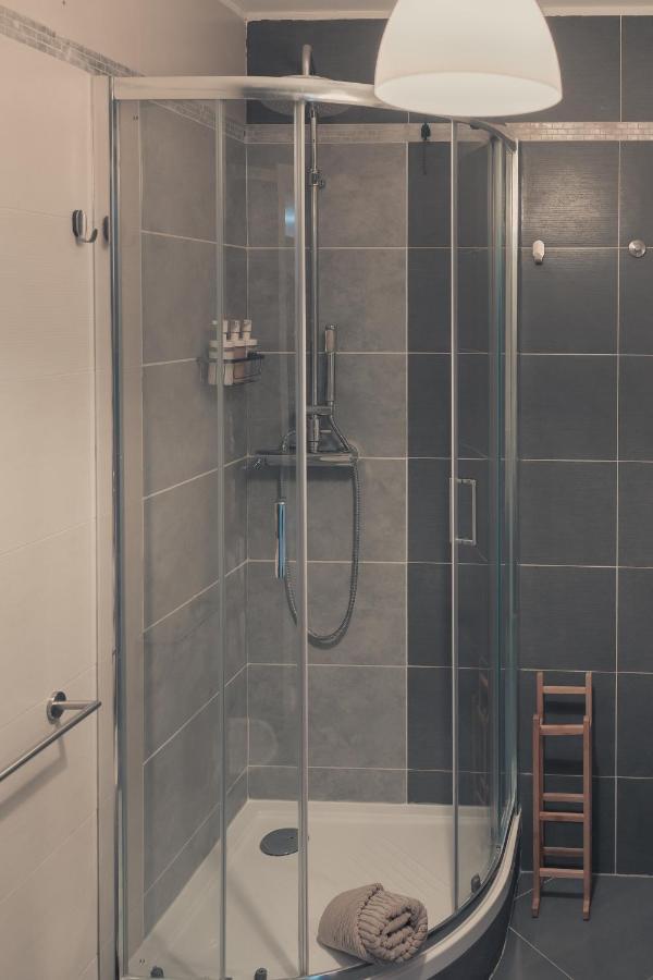 Kindness House Apartment Bergamo Bagian luar foto